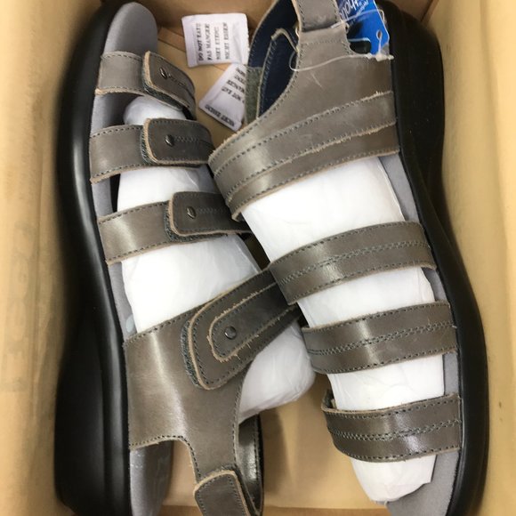 propet aurora wedge sandal